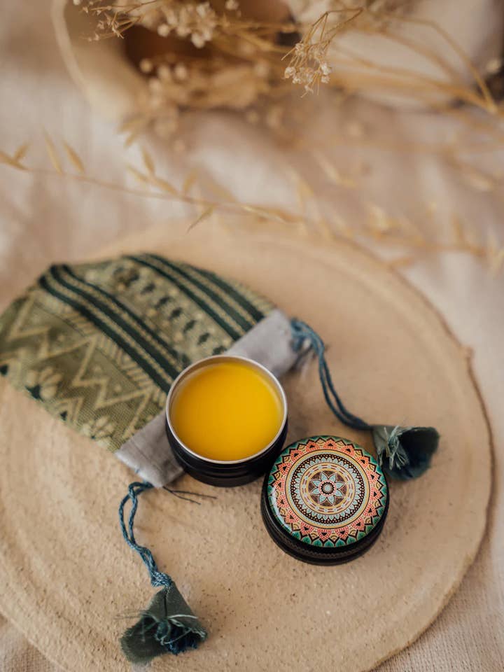 KAILASH (Camelia) for wholesale by Aromystik