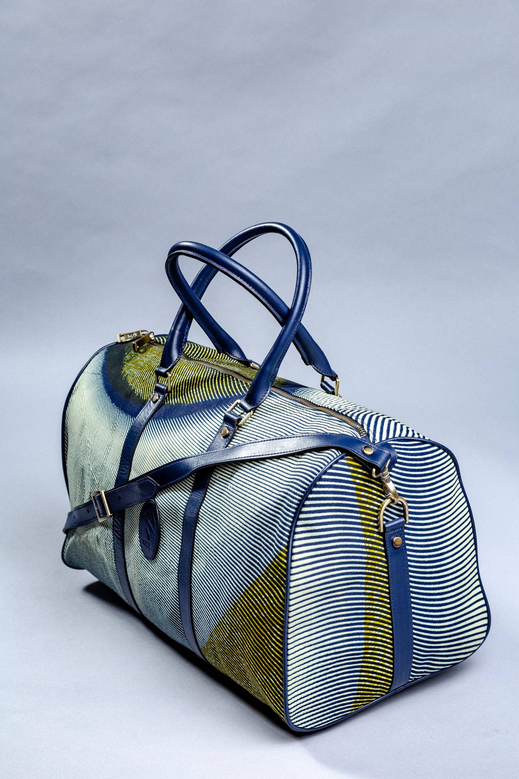 SIBE WAX – Engroshandel Stor rejse- og weekendtaske - Dame – BRAZA ( KABINETASKER )1