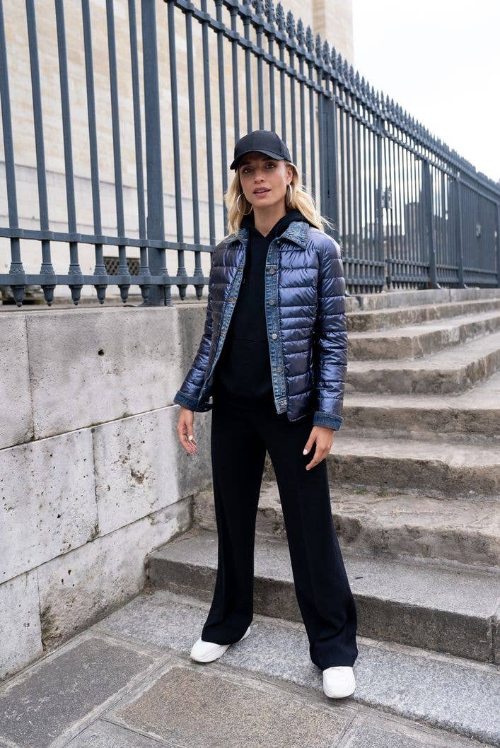 Attrait Paris - Wholesale Pufferjack - Dames - Kenza metalen jeansjack van twee materialen68