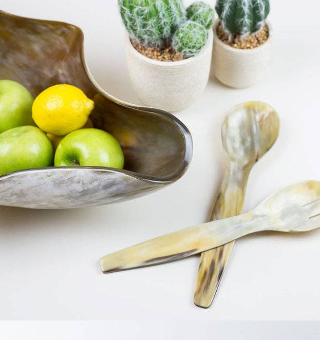 The African Home Goods - Wholesale Decoratief bord/schotel/kom - Decoratieve schaal met gebogen hoorn van Mamba - Licht2