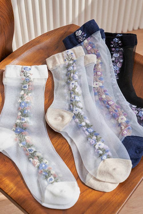 K-Wonderland – wholesale Strumpor - Dam – Vintage Flower Sheer Strumpor6