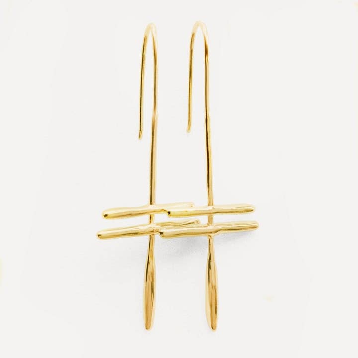 Boucle d'oreille Momo 19 pour la vente par Nadia Rabosio Jewellery