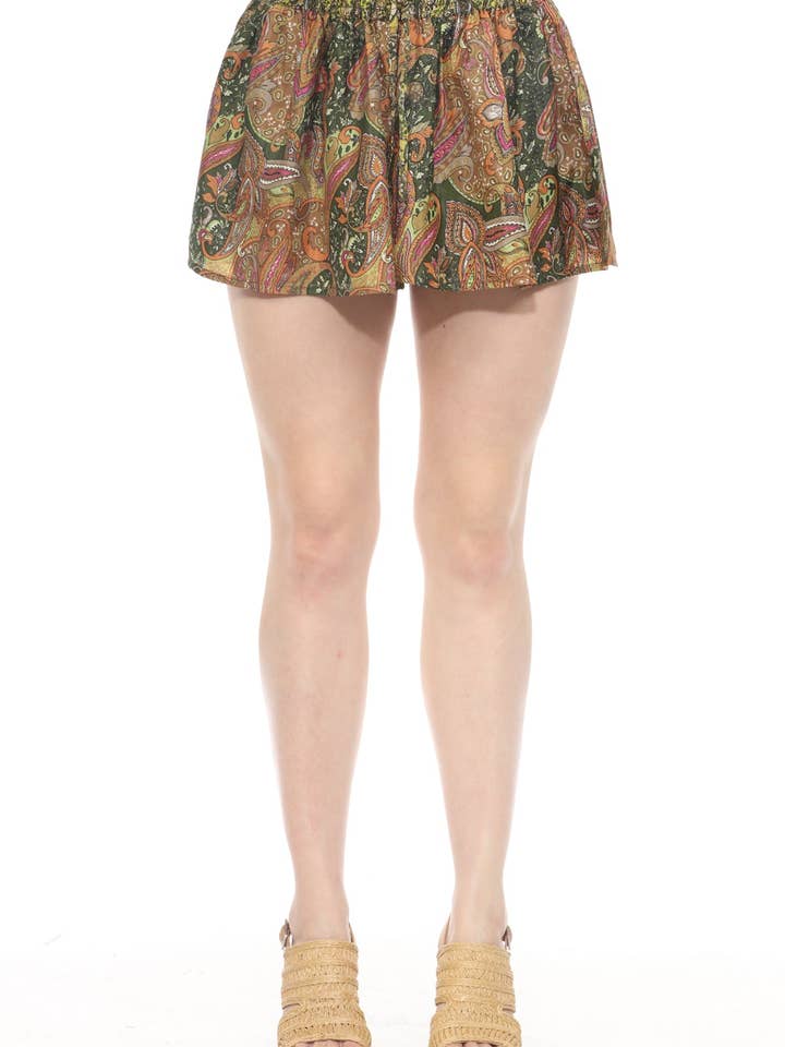 Pantaloncini Flowy Paisley per la vendita all'ingrosso da parte di Lakhays Collection Inc.