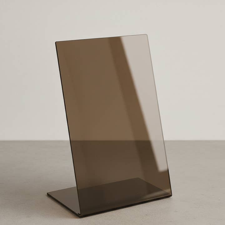 Signs and Mirrors - Wholesale Retailer Display Stand/Case - #027 - Transparent Acrylic Table Top Stand8