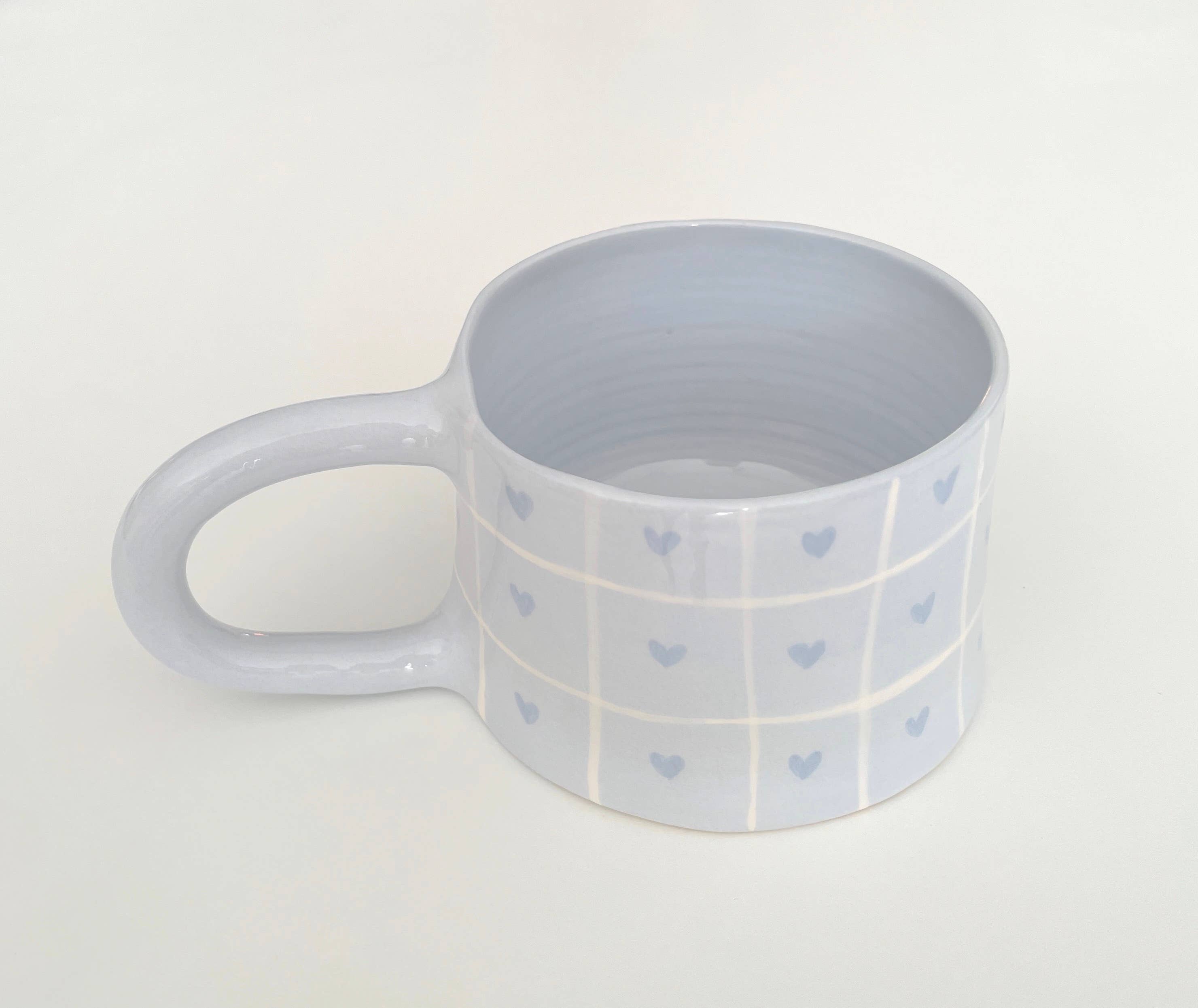 Pipa and Happy - Wholesale Coffee Mug - Mary Mug – Handmade Ceramic Cup with Hearts & Checks 400ml5