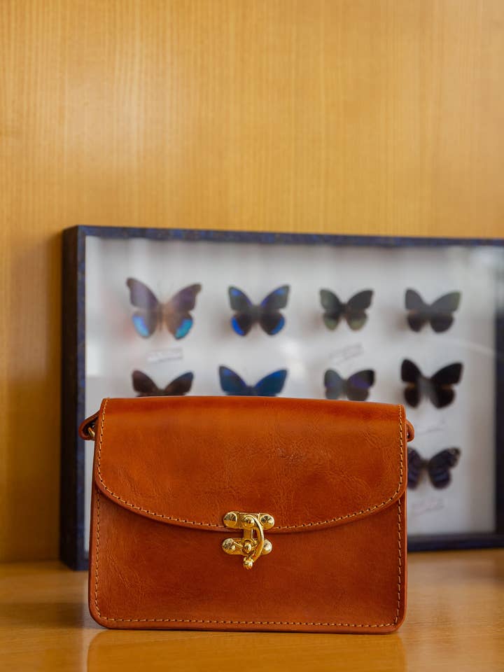 MARGOT cognac bag for wholesale by Voguette Paris