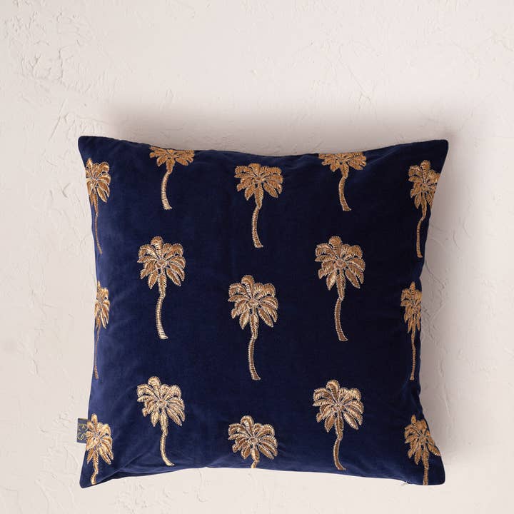 Elizabeth Scarlett Ltd – wholesale Throw pillow cover – Gold Palm Cushion Cover