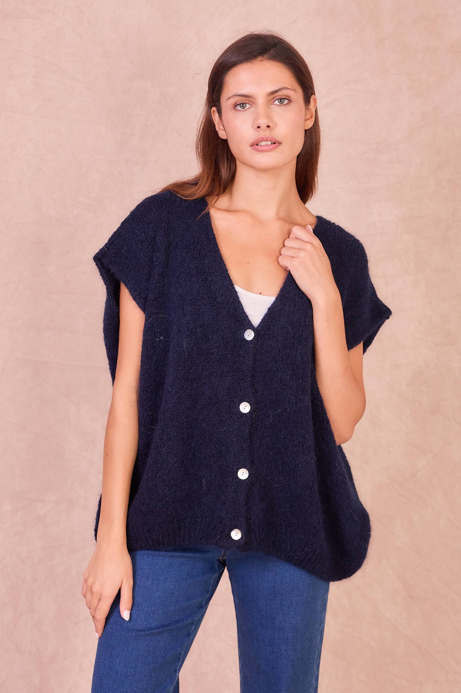 Calie Paris - Wholesale Knit Sweater - Women's - Kid Mohair Sleeveless Cardigan21