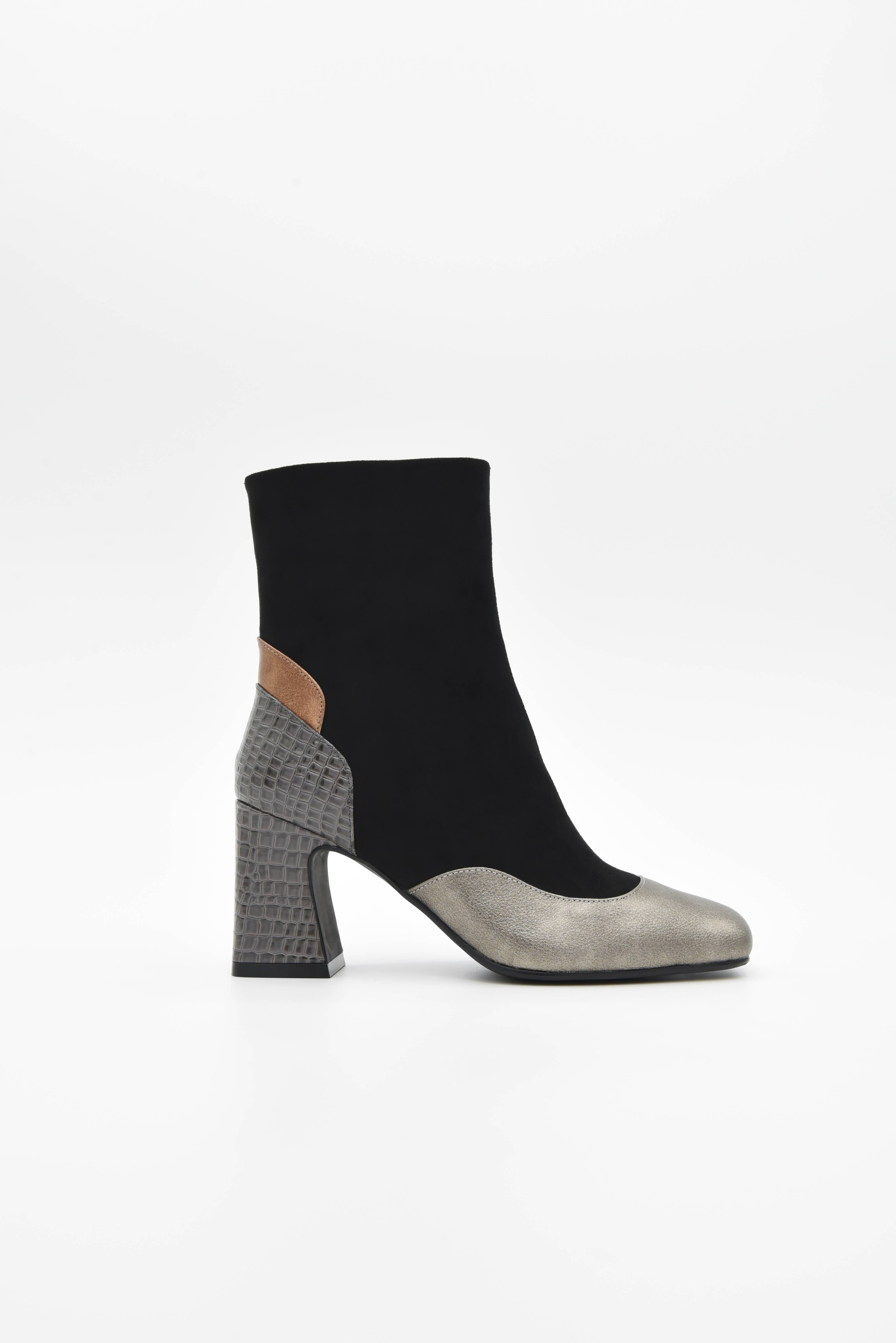 BLACK Ankle boot with metallic toe and block heel 578K611 for wholesale on Faire1