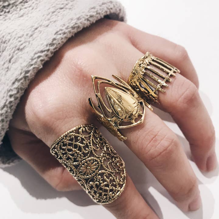 Lotta Djossou Paris - Wholesale Cocktail/gelegenheidsring - Gouden Scarabee Ring - Fijn roestvrij goud - sieraden - cadeau