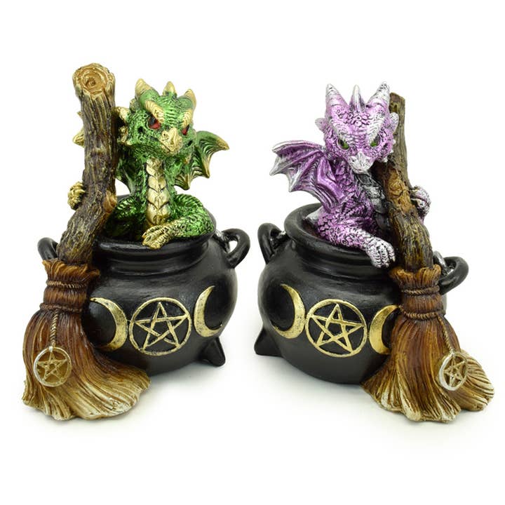 Puckator Ltd - Wholesale Ornament - Elements Baby Dragon in Magical Witches Cauldron
