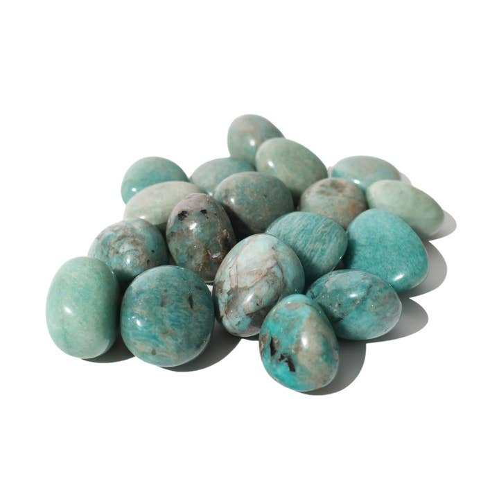 Amazonit med rökig kvarts trumlade stenar för wholesale av Stonebridge Imports