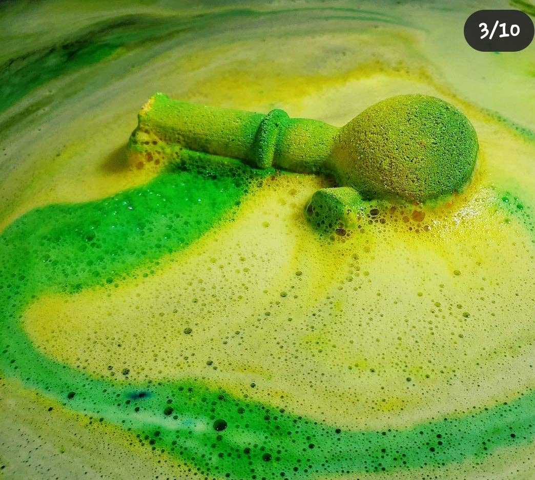 Velvet Riot Co - Wholesale Bath Bomb/Fizz - Orignal Bath Bong Bath Bomb1