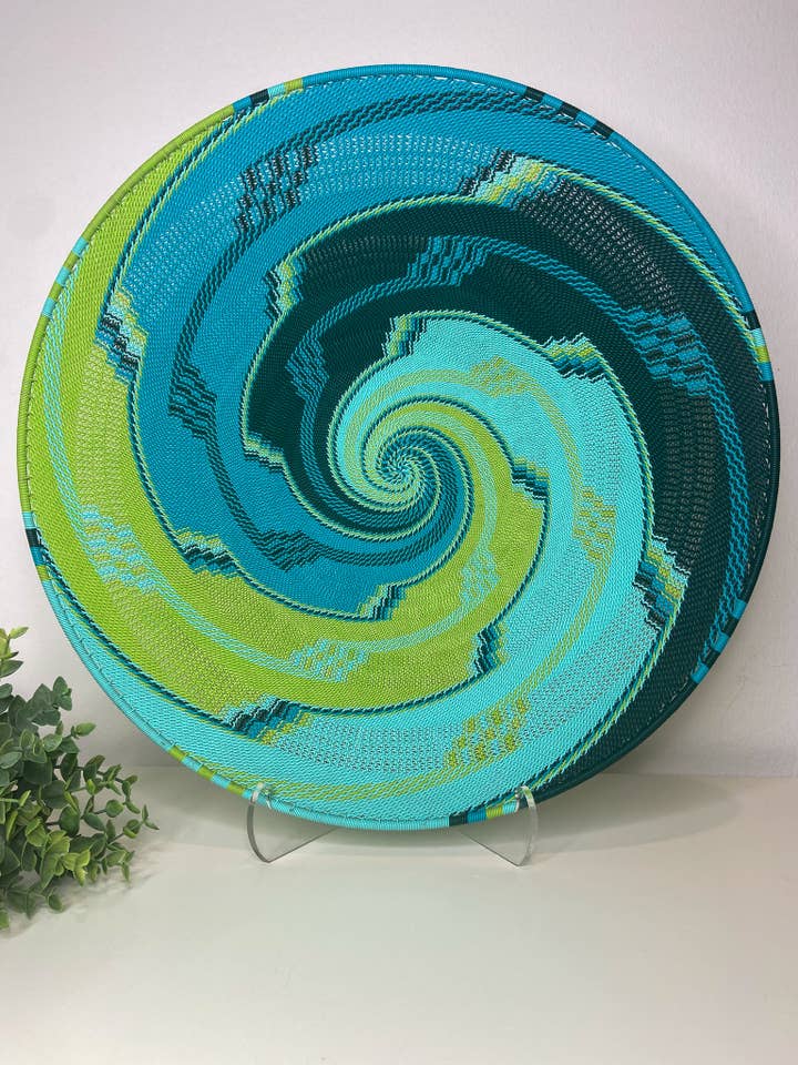 Extra grote open V-telefoondraadplaat - Afrikaanse veer voor wholesale door Eve & Nico Gifts & Home Decor