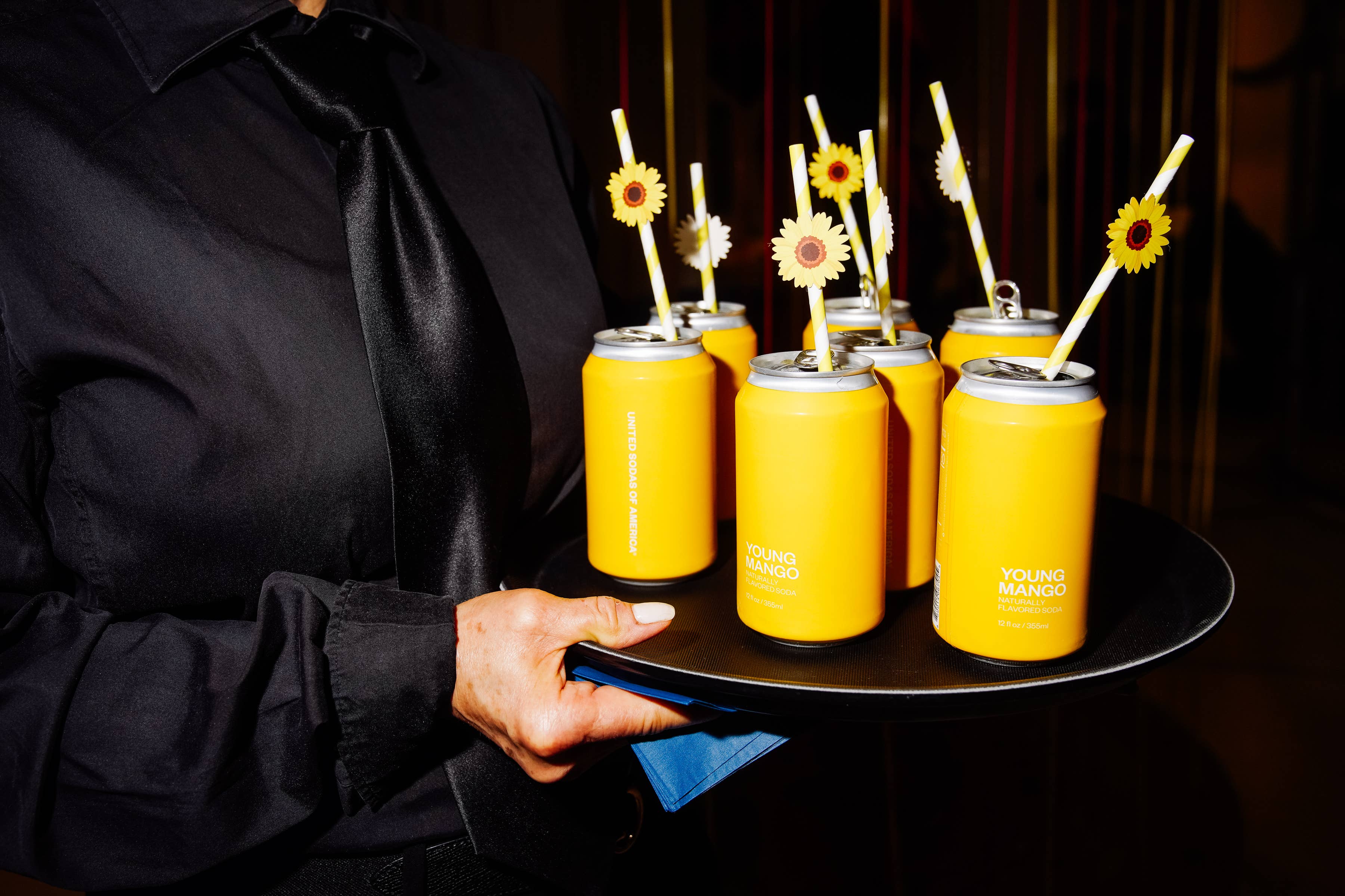 United Sodas - Wholesale Soda/Carbonated Drink - Naturally Flavored Soda - Young Mango2