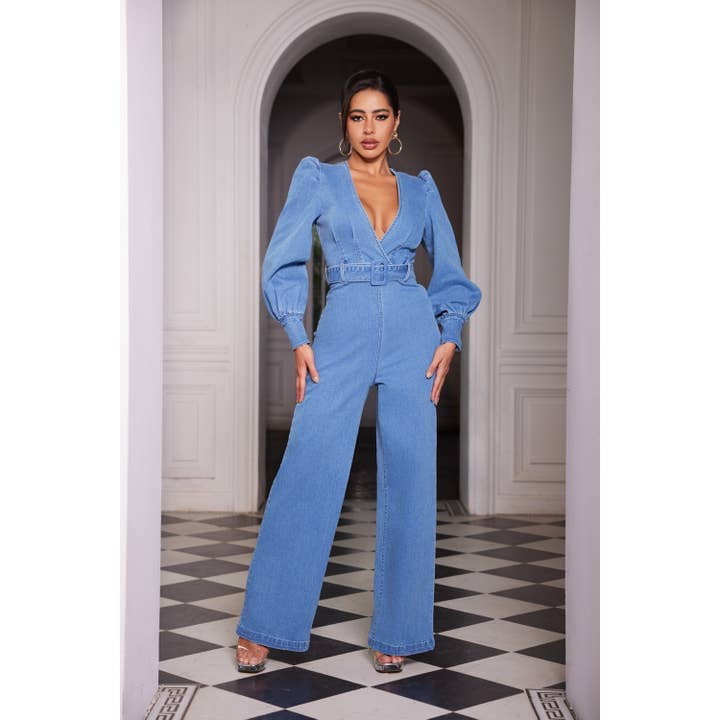 Einfarbiger Jumpsuit mit Gürtel und V-Ausschnitt für den Großhandel von Chicways