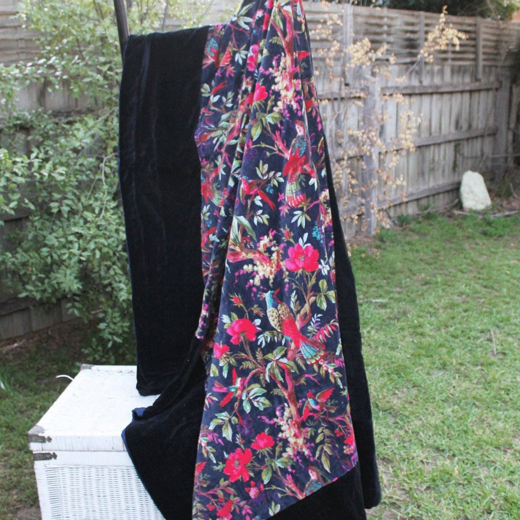 Glamthread – wholesale Quilt – Floral Cotton Velvet Quilt Bedspread Comforter Duvet - Violet Bird3