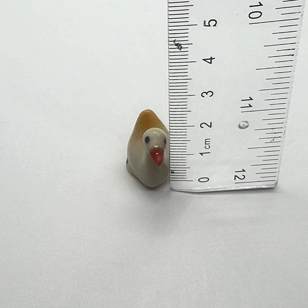 VIE - Wholesale Decorative Figurine - Mini Ceramic Figurine, Assorted Colour, Approx. 2cm194