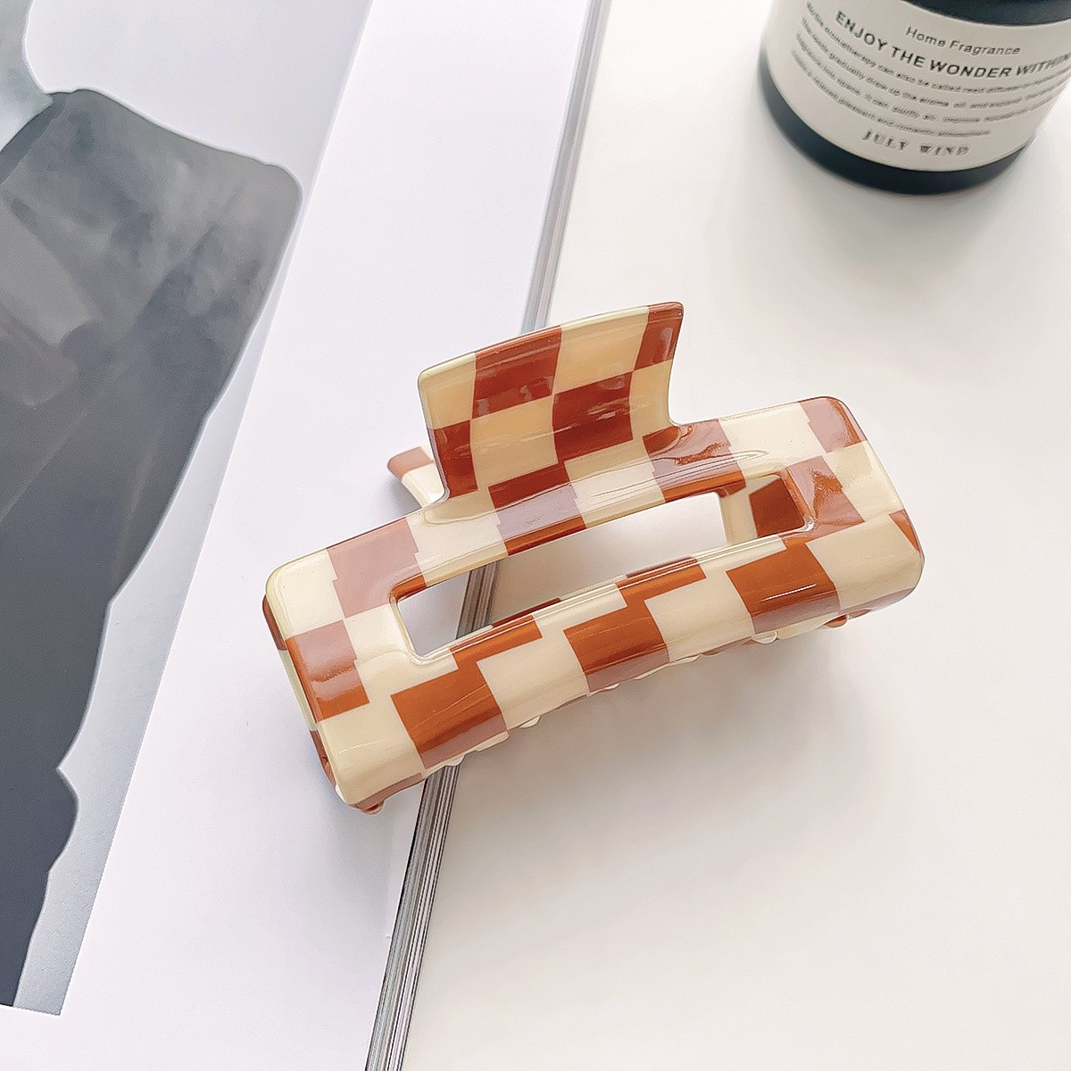 ACCITY - Wholesale Hair Clip - Women's - Checkerboard Hair Claw – Candy Color Acetate Look_CWMM100845