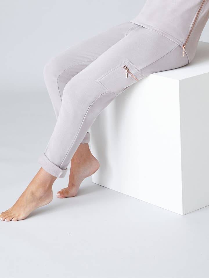 Doven – wholesale Athletic sweatpants/jogging bottoms – Women's – Helvi Combat Joggers - Ink5