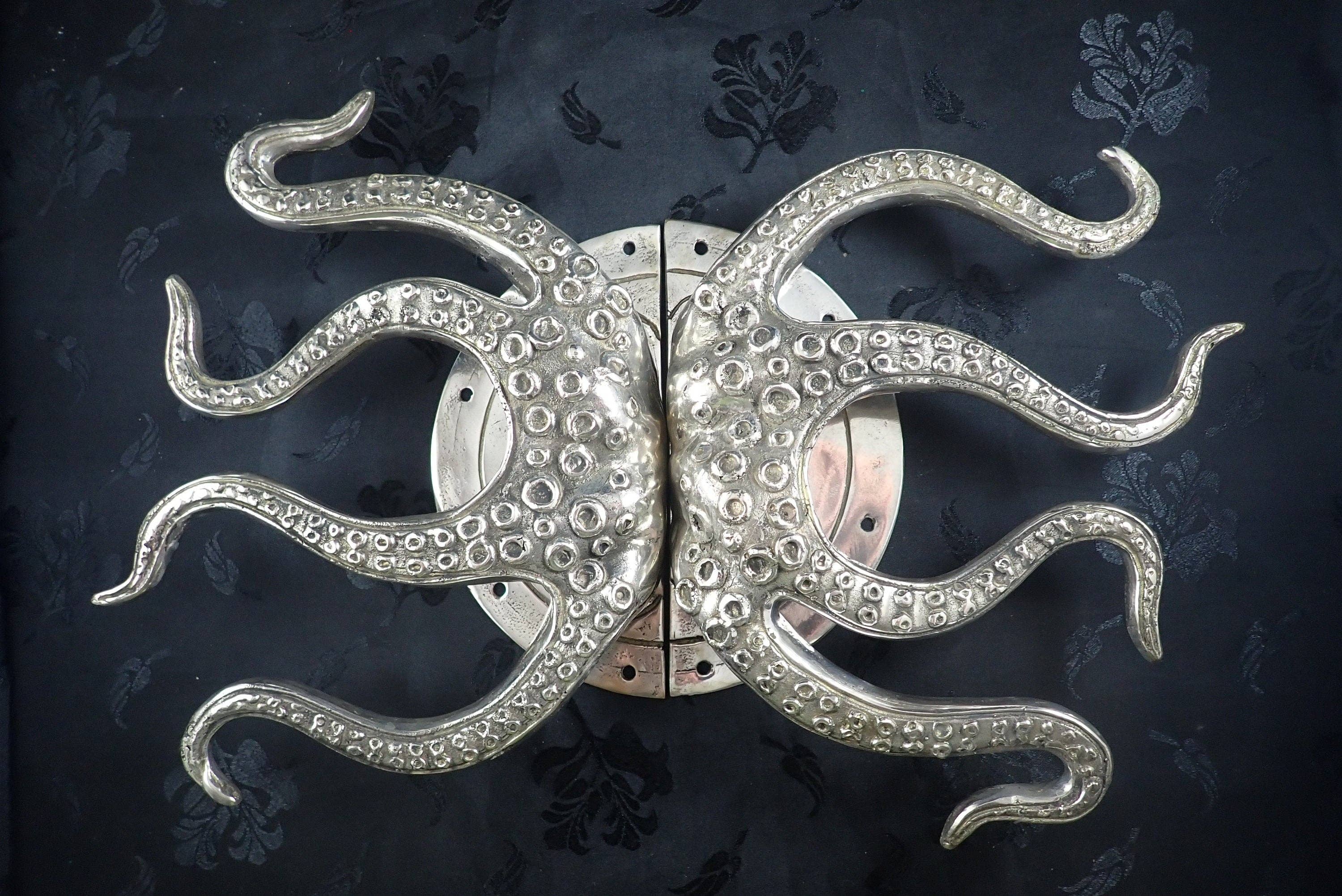 Ubud Glass – wholesale Knob/pull – Brass Octopus Door Handle – Solid Brass Entry Door Pull (Left or Right)4