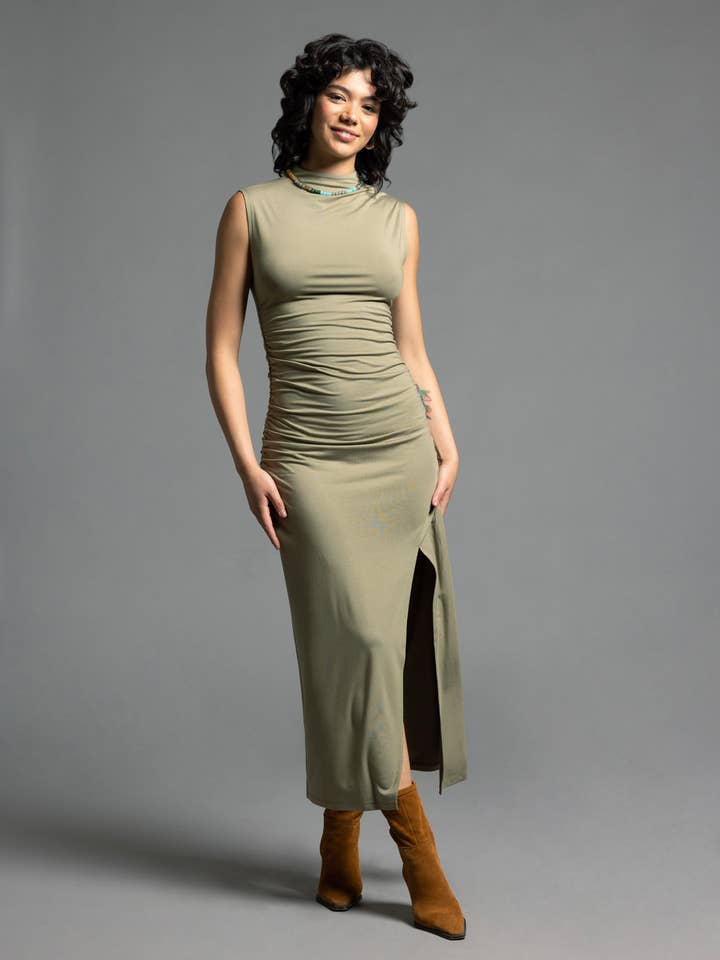 Weekend Los Angeles - Wholesale Dress - Women's - Ruched Midi Dress - ROSE DRESS