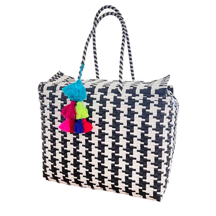 Sac à main classique noir/blanc pour la vente par Brisla