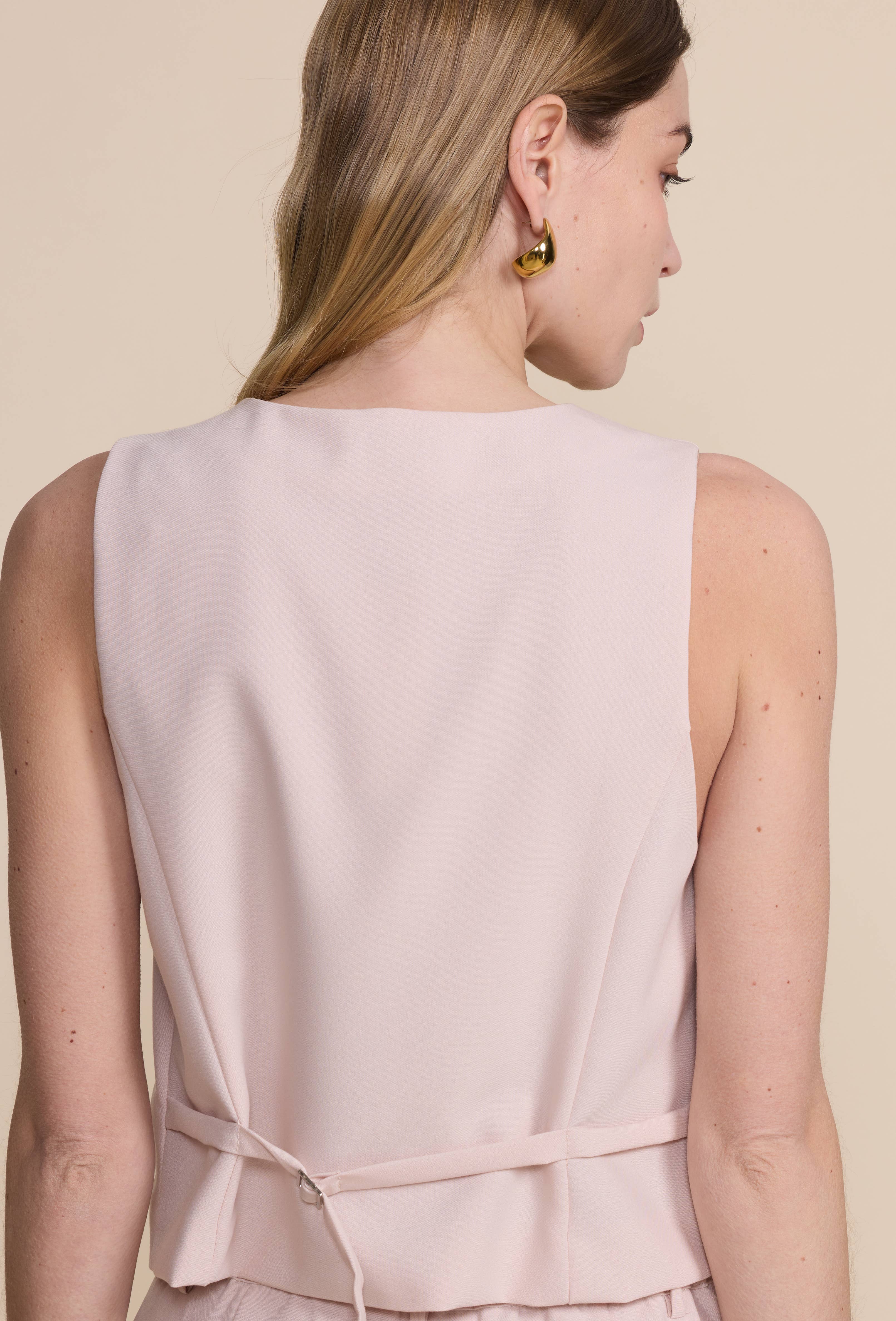 LUCCE - Wholesale Suit Vest - Women's - Tailored Vest - 17082