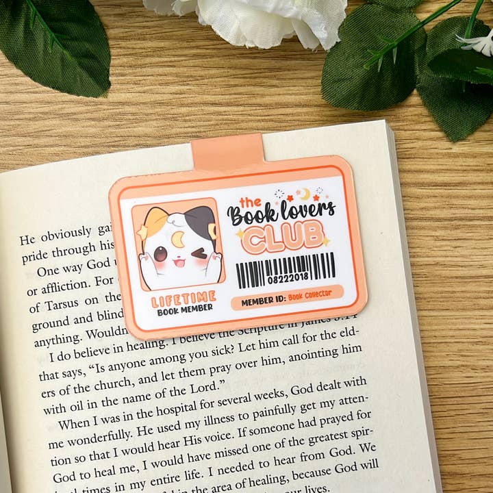 MaeMunchiesCo - Wholesale Bookmark - Book Lovers Club Friends Magnetic Bookmark4