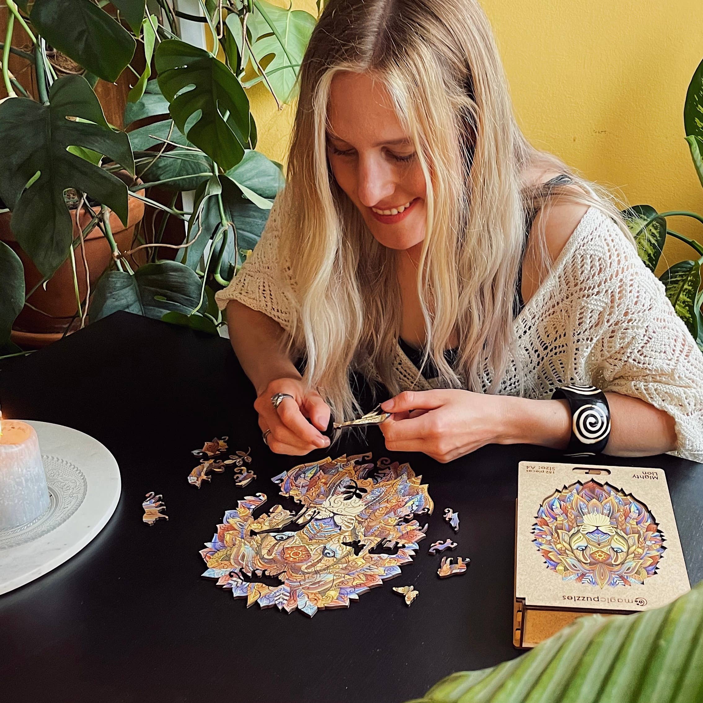 Lubiwood - Wholesale Puzzle - Adult - Mighty Lion Jigsaw A4 Premium Box4