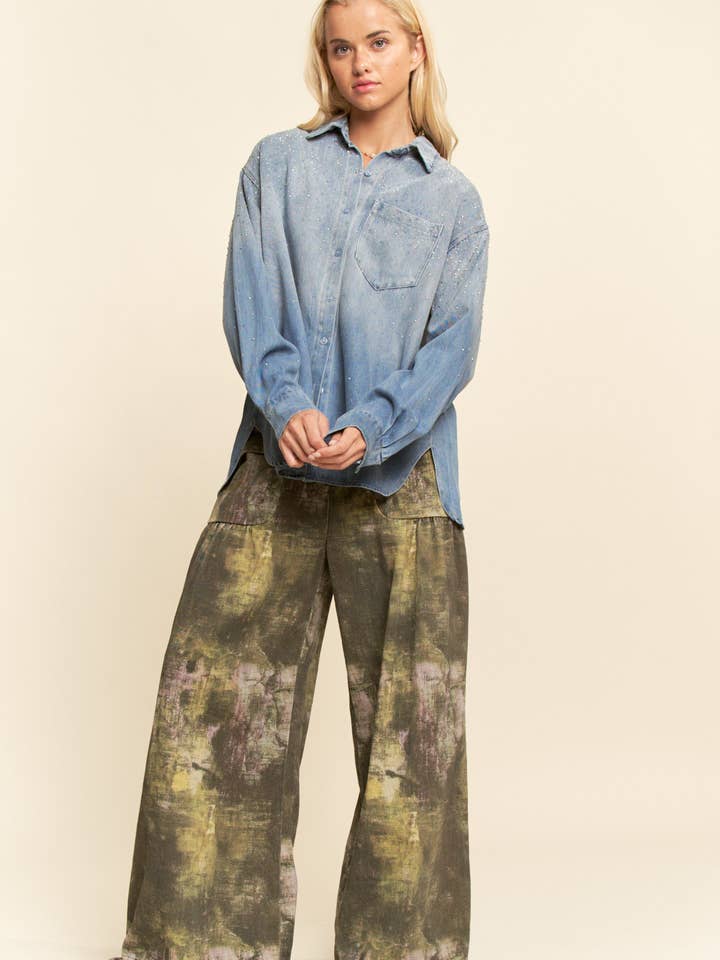 Davi & Dani - Wholesale Shirt – Women’s - OVERSIZED RHINESTONE CHEST POCKET DENIM SHIRT17