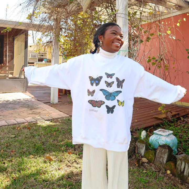 "BUTTERFLY' COTTON CREWNECK | WHITE for wholesale by He Would Love First