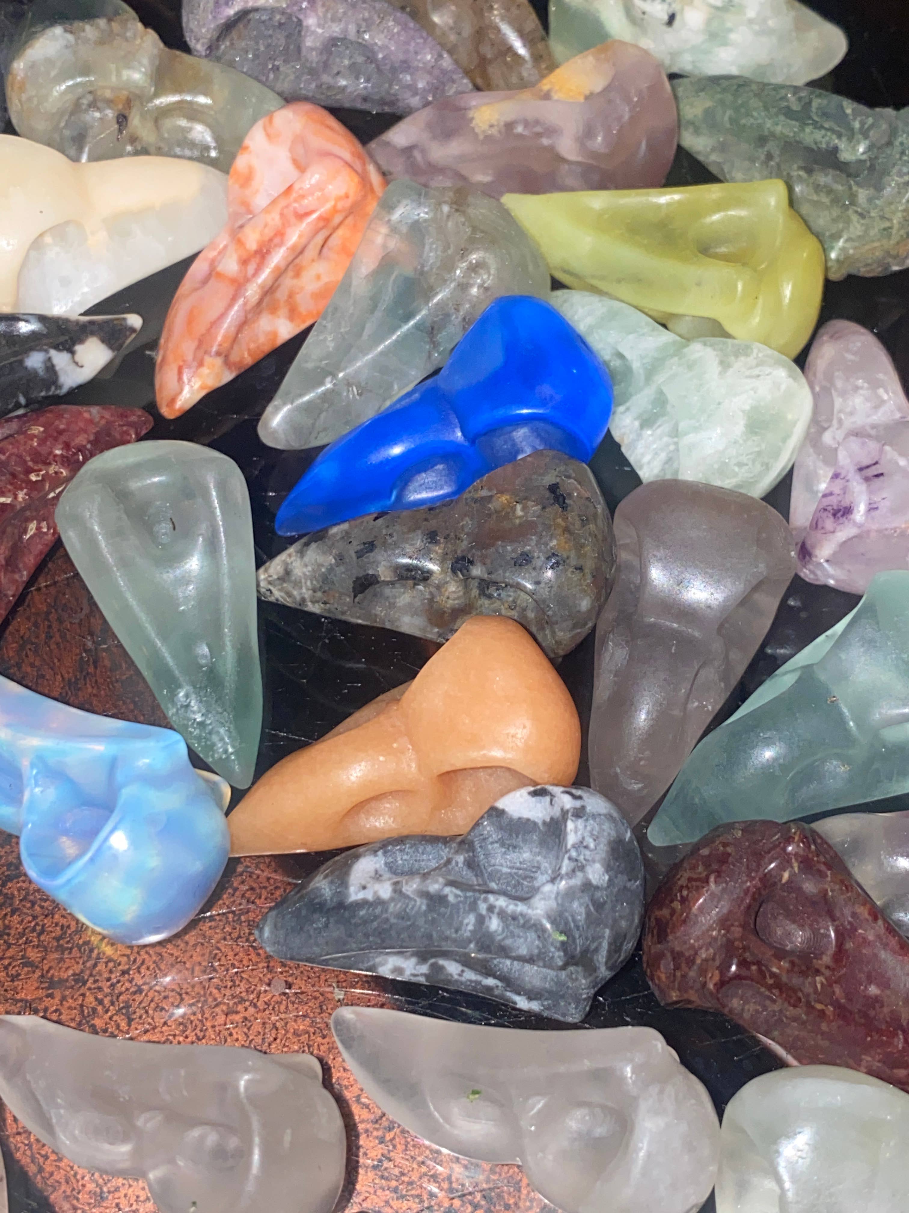 Moon River Designs - Wholesale Spiritual Stone/Crystal - Mini Crystal Bird Skulls Bulk Set Mystery1