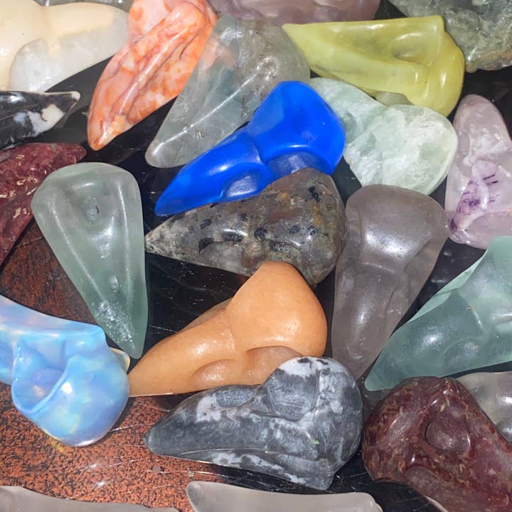 Moon River Designs - Wholesale Spiritual Stone/Crystal - Mini Crystal Bird Skulls Bulk Set Mystery1