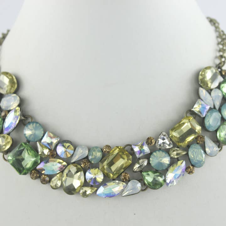 Verde Collares de Piedras Preciosas de Cristal N2513 de venta al por mayor en Faire1