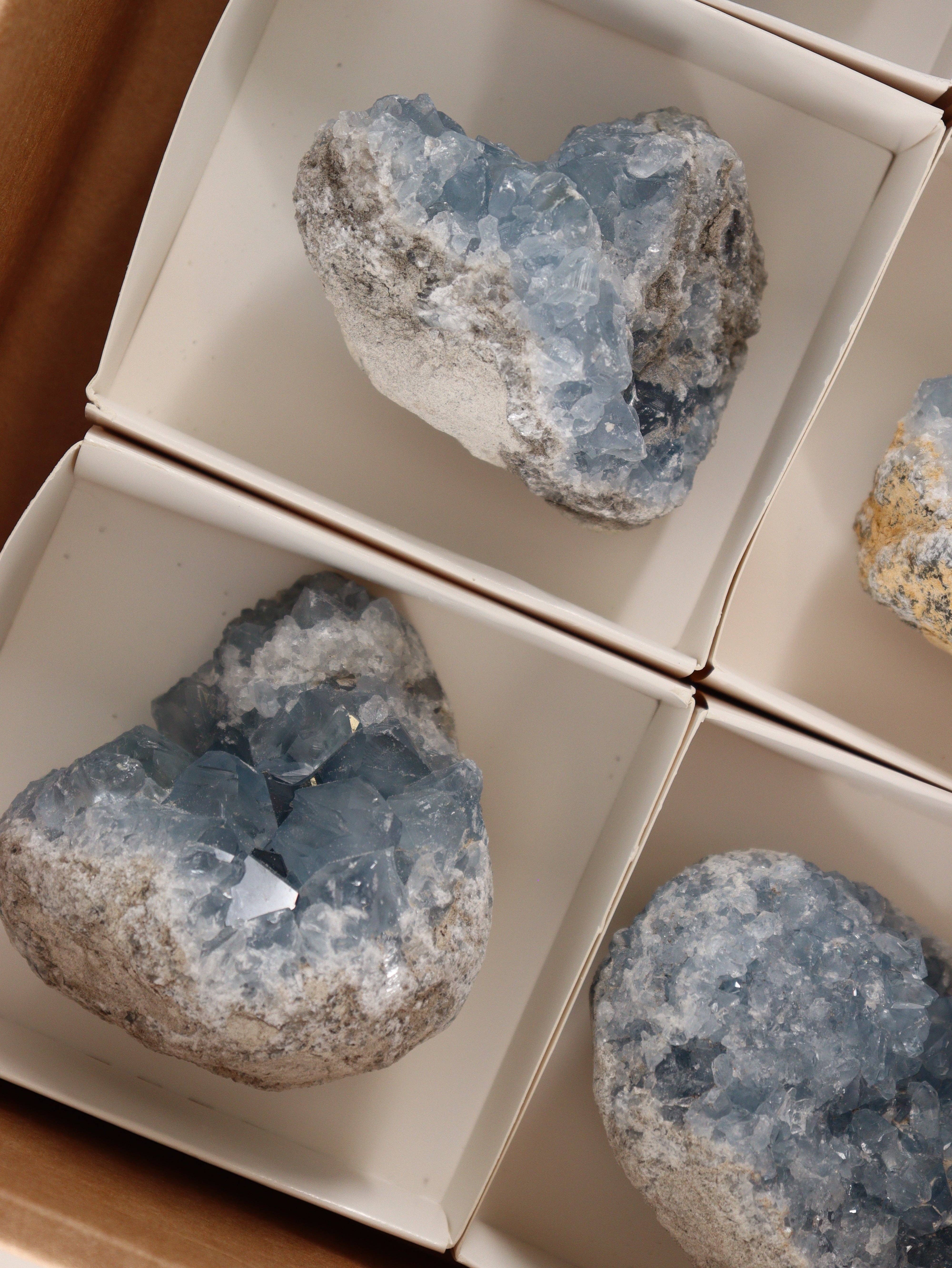 Mi Esperanza Minerals - Wholesale Spiritual Stone/Crystal - Celestite Clusters Set of 64