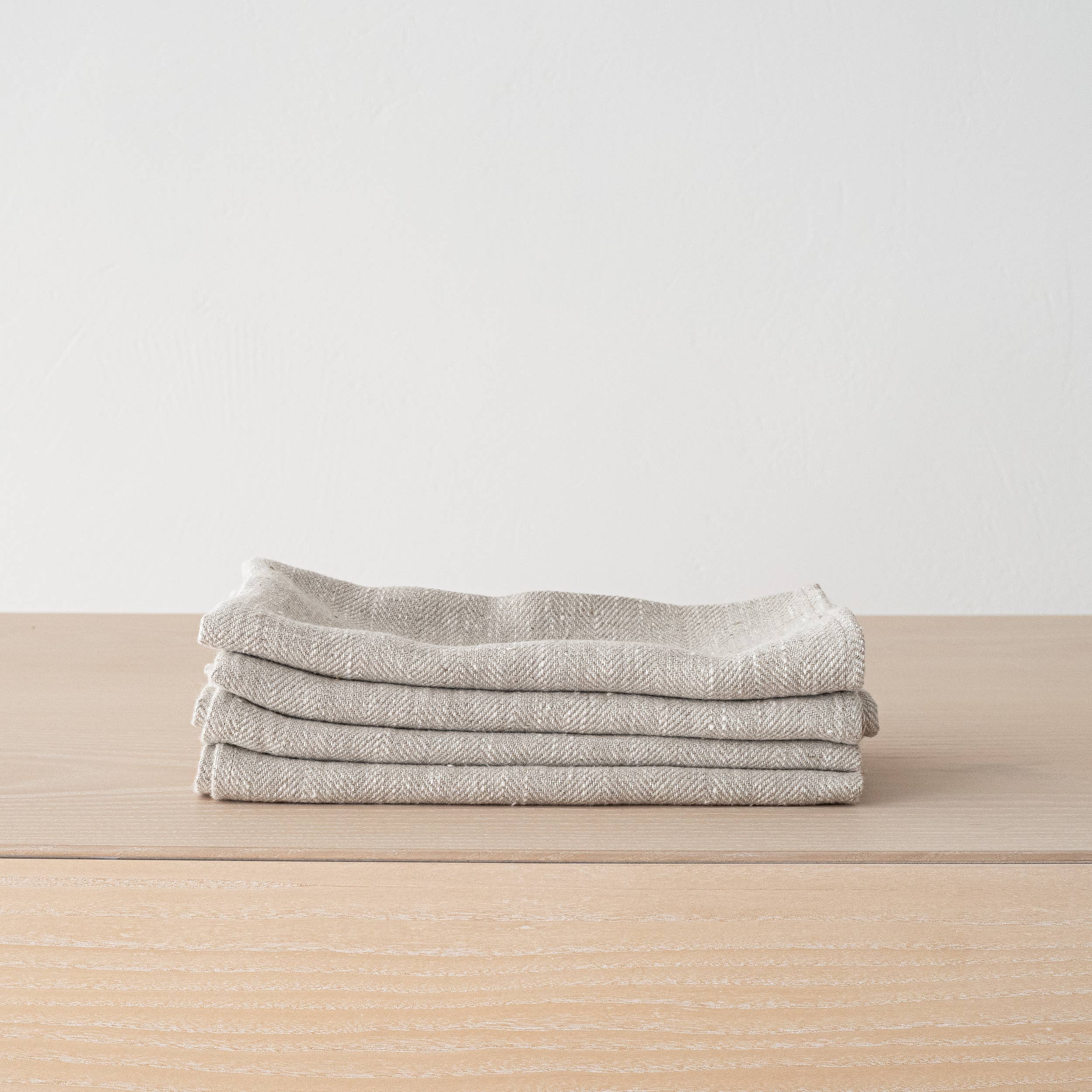 LinenMe - Wholesale Dinner & Cloth Napkin - Linen Napkin Forest Green Natural Chevron, Washed linen. 8