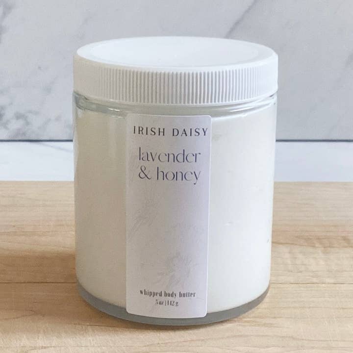 Beurre corporel fouetté à la lavande et au miel pour la vente par Irish Daisy Candle Co.