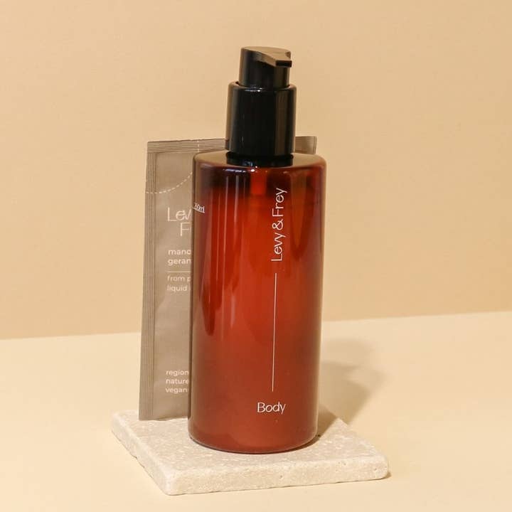 PET-douchegelfles voor wholesale door Levy & Frey