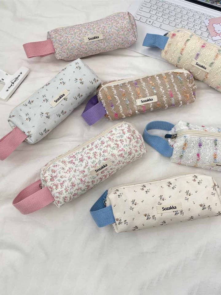 Simple Flower Print Makeup Pencil Pouch DP25E948 for wholesale by Dipped Shop