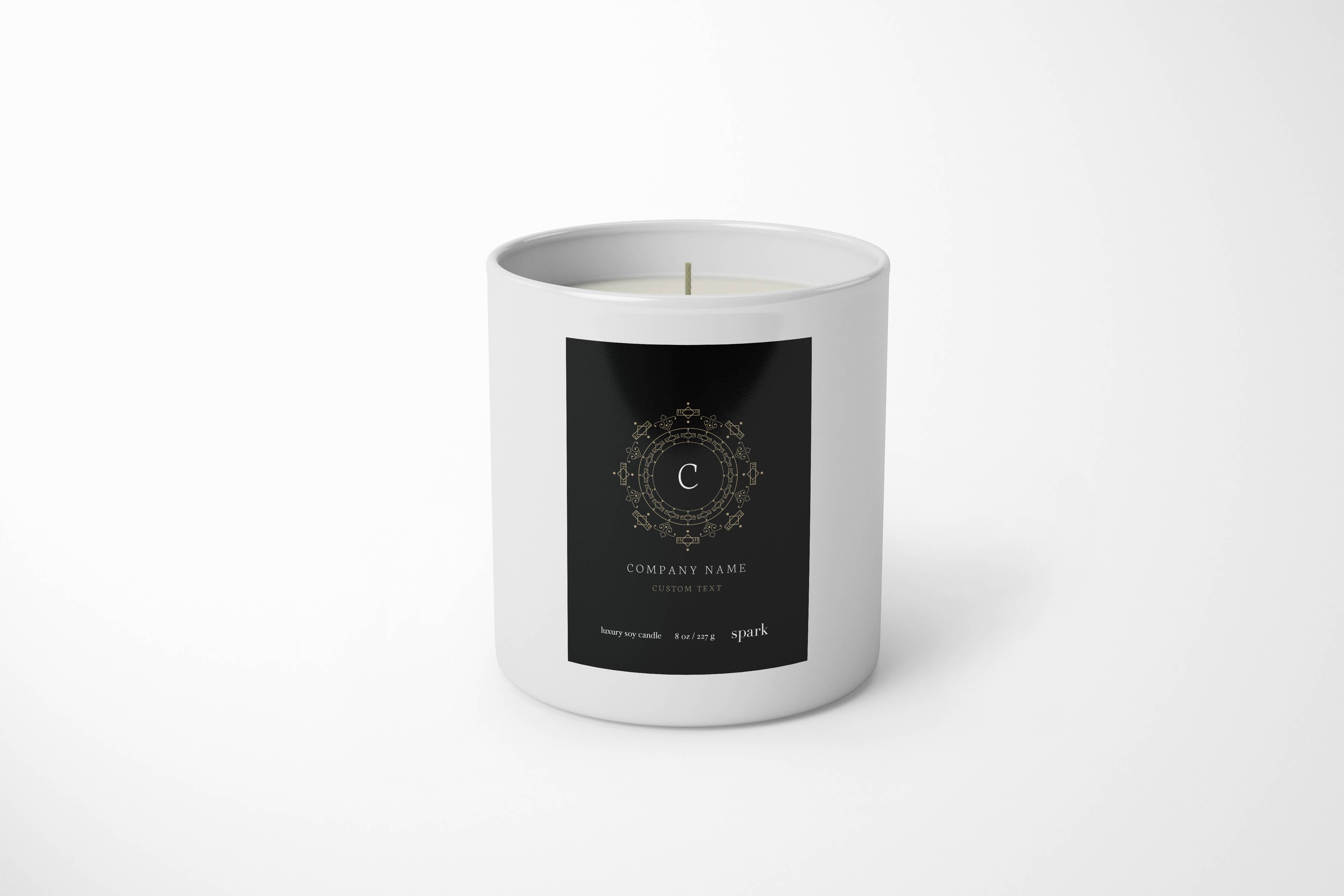 Bianco Opaco Candela personalizzata in vetro bianco opaco da 10 oz con etichetta e scatola regalo in vendita all'ingrosso su Faire8