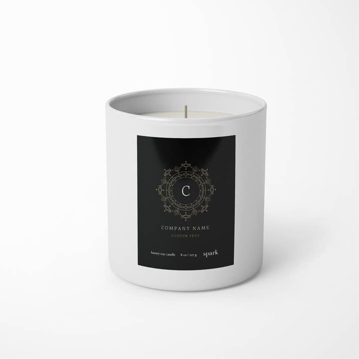 Bianco Opaco Candela personalizzata in vetro bianco opaco da 10 oz con etichetta e scatola regalo in vendita all'ingrosso su Faire8