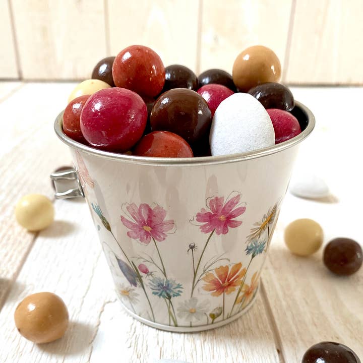 Cocoripop - Wholesale Chocolate Covered Sweets - Small Metal Bucket "Chocolate Treasures" (Easter)2