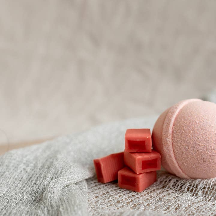 Bubble Gum Bath Bomb for wholesale by BelleRose Bath Company