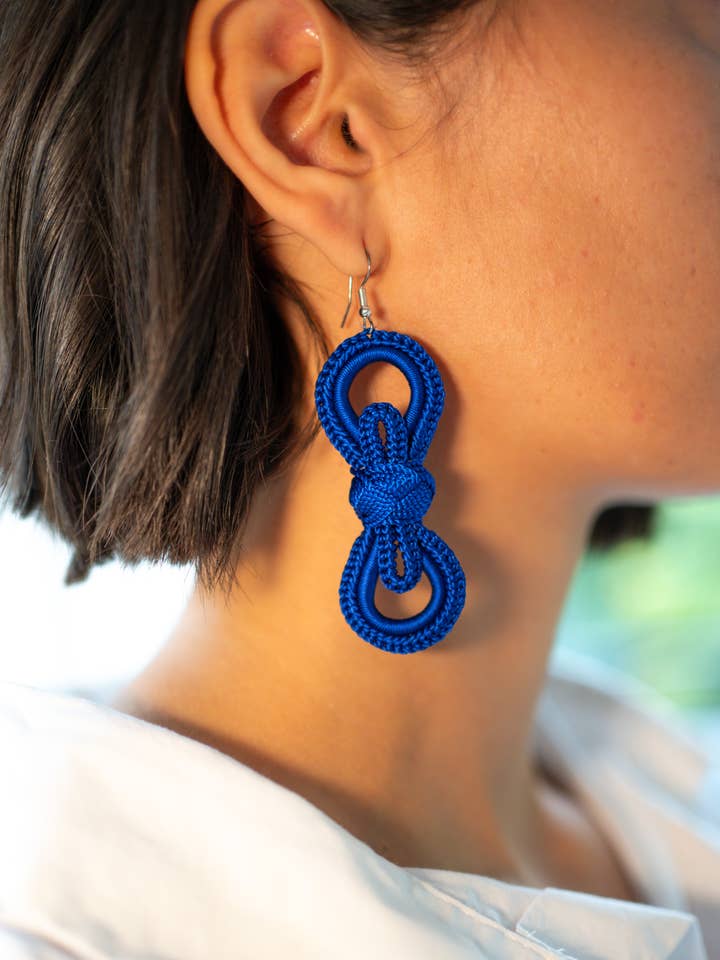 INFINITE for wholesale by ATELIER KINZ