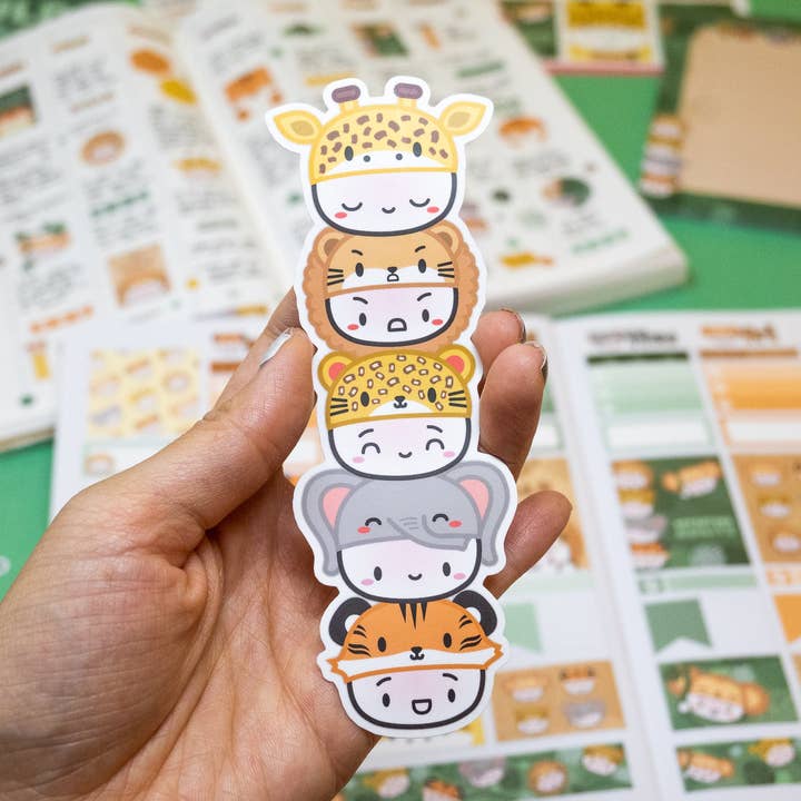 L349 | Vild En - Safari Dyretotem Vinylklistermærke for engroshandel hos Wonton In A Million