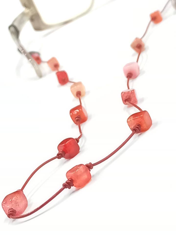 Red Agate in Red Leather for Glasses for wholesale by MiCuelga