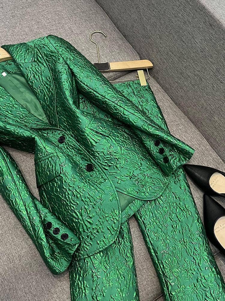 Verde Completo elegante verde con giacca ricamata 3D e pantaloni in vendita all'ingrosso su Faire4