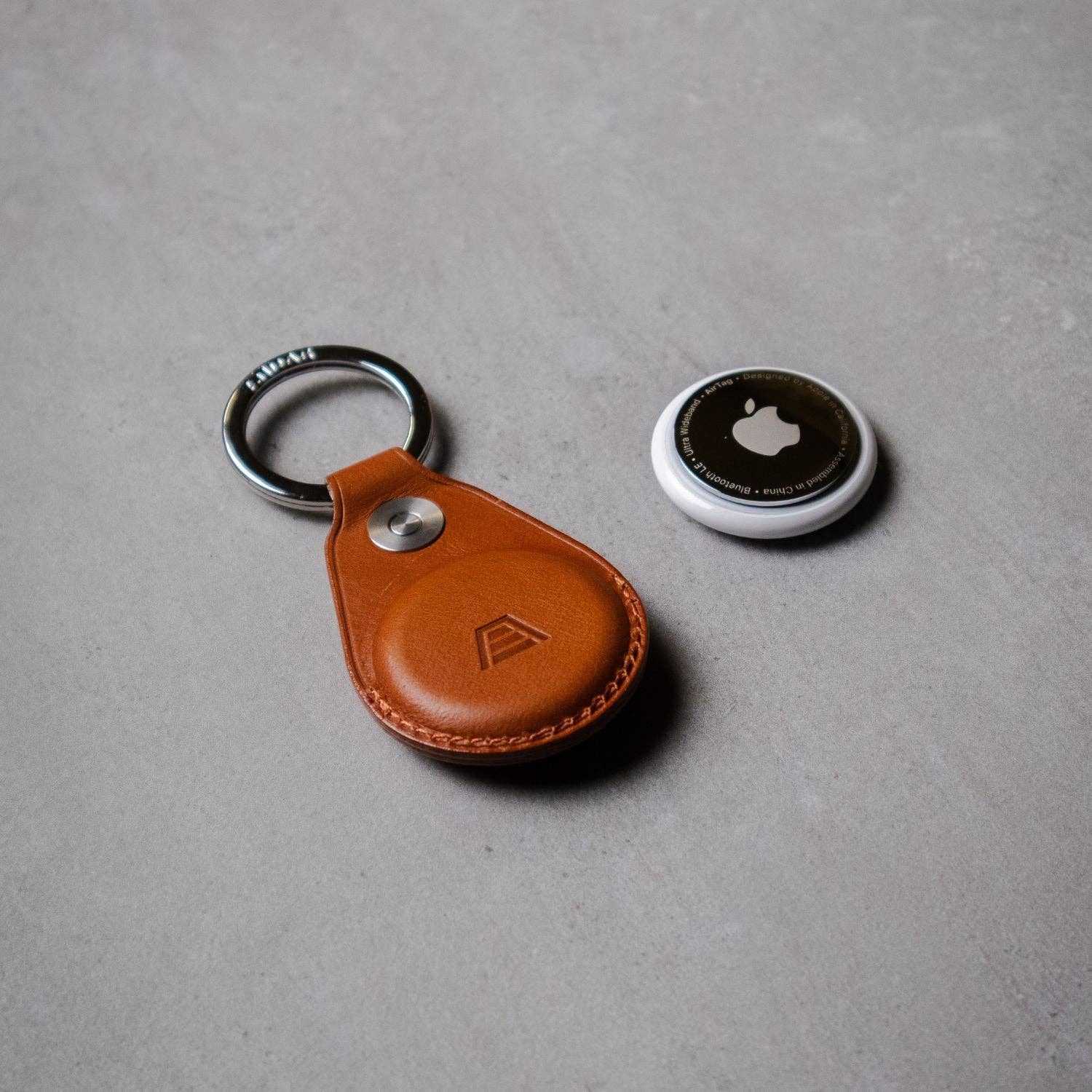 Andar - Wholesale Keychain - Unisex - The AirTag Holder1