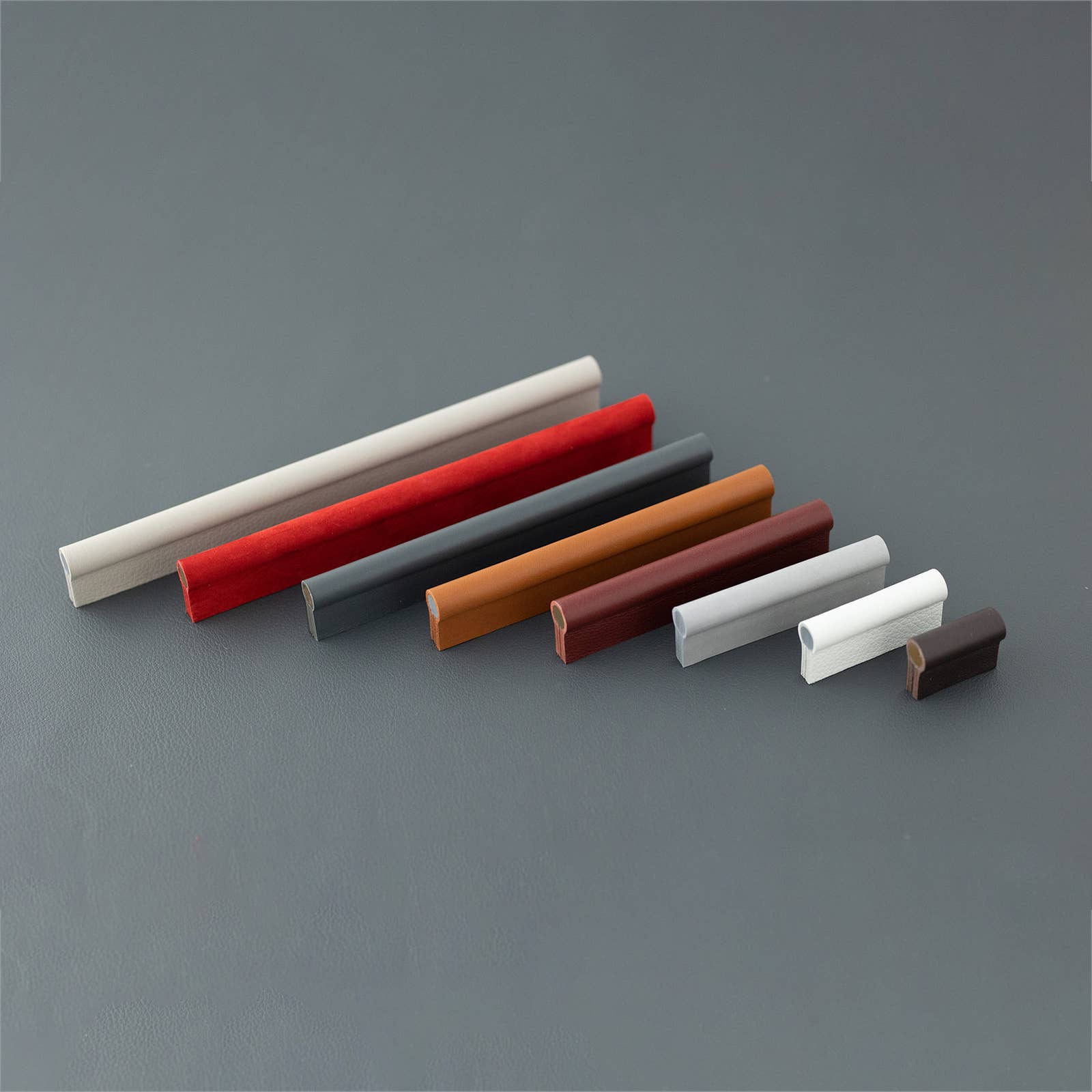 minimaro - luxury furniture handles - Wholesale Knob/Pull - COMO - 61 colors - 10 sizes28